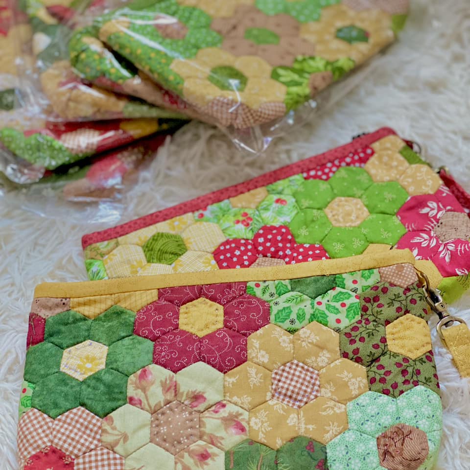 Handmade Leather Wallet with Exquisite Fabric Patchwork