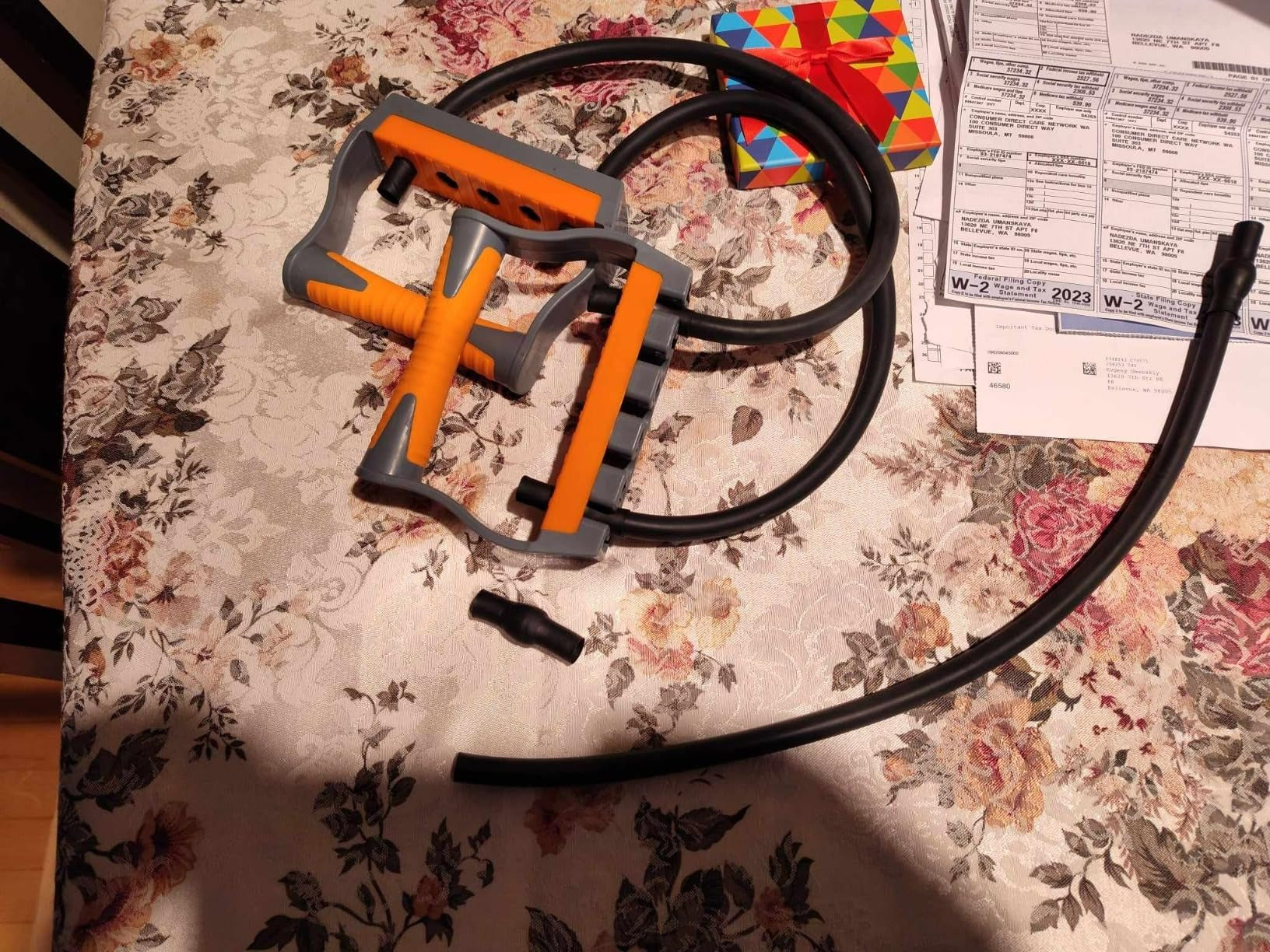 Adjustable Chest Expander 5 Ropes Resistance with Non-Slip Comfortable Handles, Portable & Lightweight Design