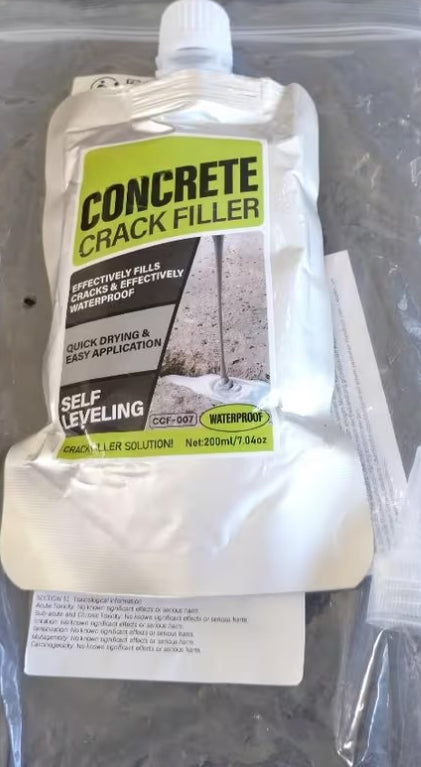 All-Surface Waterproof Crack Filler – Quick-Drying, Self-Leveling for Walls, Roofs, Floors, and Outdoor Tiles