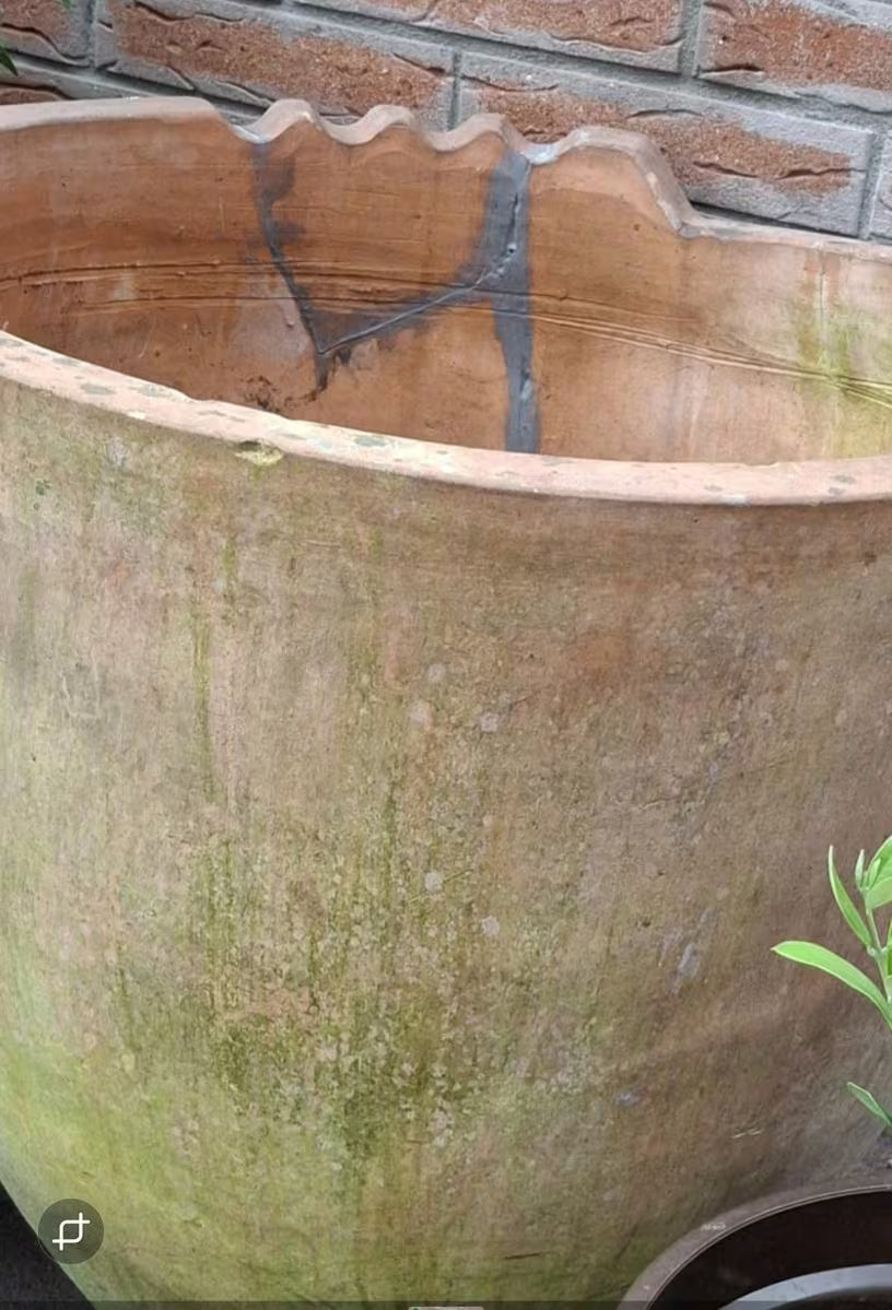 All-Surface Waterproof Crack Filler – Quick-Drying, Self-Leveling for Walls, Roofs, Floors, and Outdoor Tiles