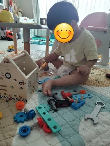 Childrens Wooden Toolbox Set Toy, Develop Real-Life Building Skills & Creative Thinking, Safe for Aged 2+