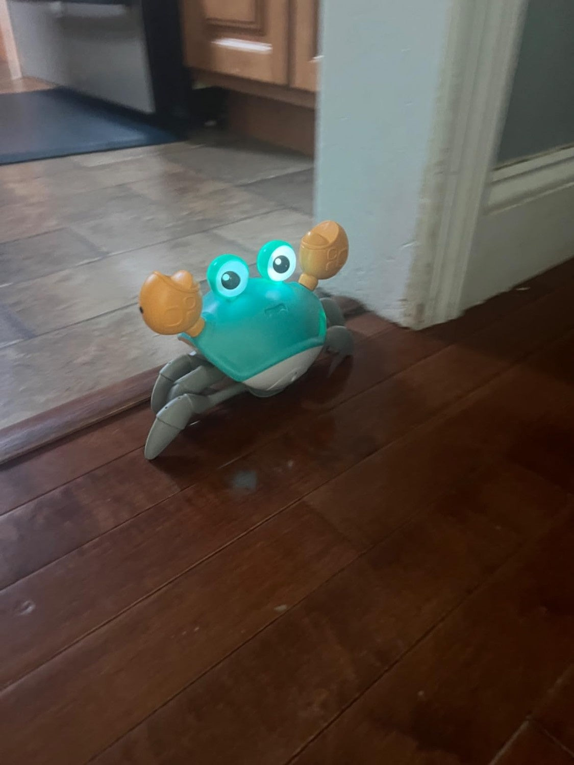 Crawling Crab Toy with Obstacle Avoidance Sensor, Music and LED Lights, Safe for Ages 3+