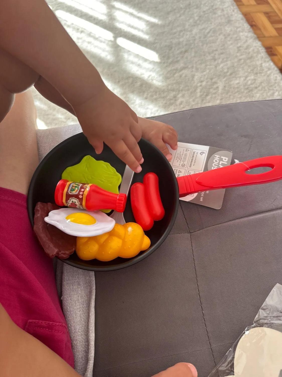 Kitchen Food Toys with Realistics 8PCS Kitchenware, Simulating Cooking Food, Safe for Ages 3+