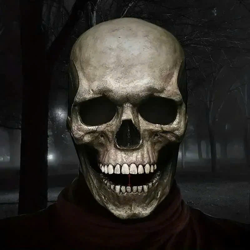 Movable Jaw Skull Mask for Halloween Party, Safe Material, Compact and Easy to Carry